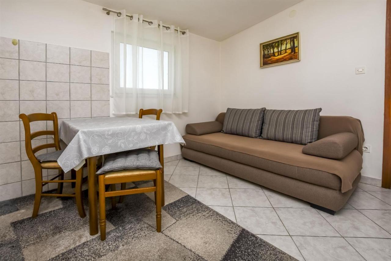 Apartment Kucinic Rogoznica  Ngoại thất bức ảnh